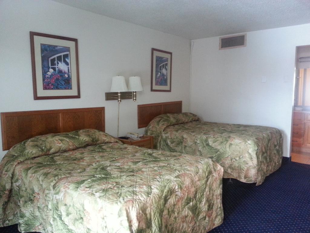 America'S Best Inn & Suites Clarksville Szoba fotó