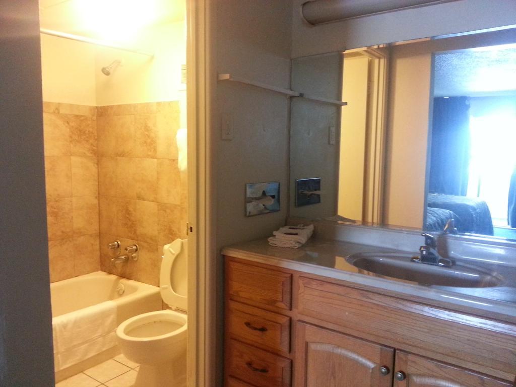 America'S Best Inn & Suites Clarksville Szoba fotó